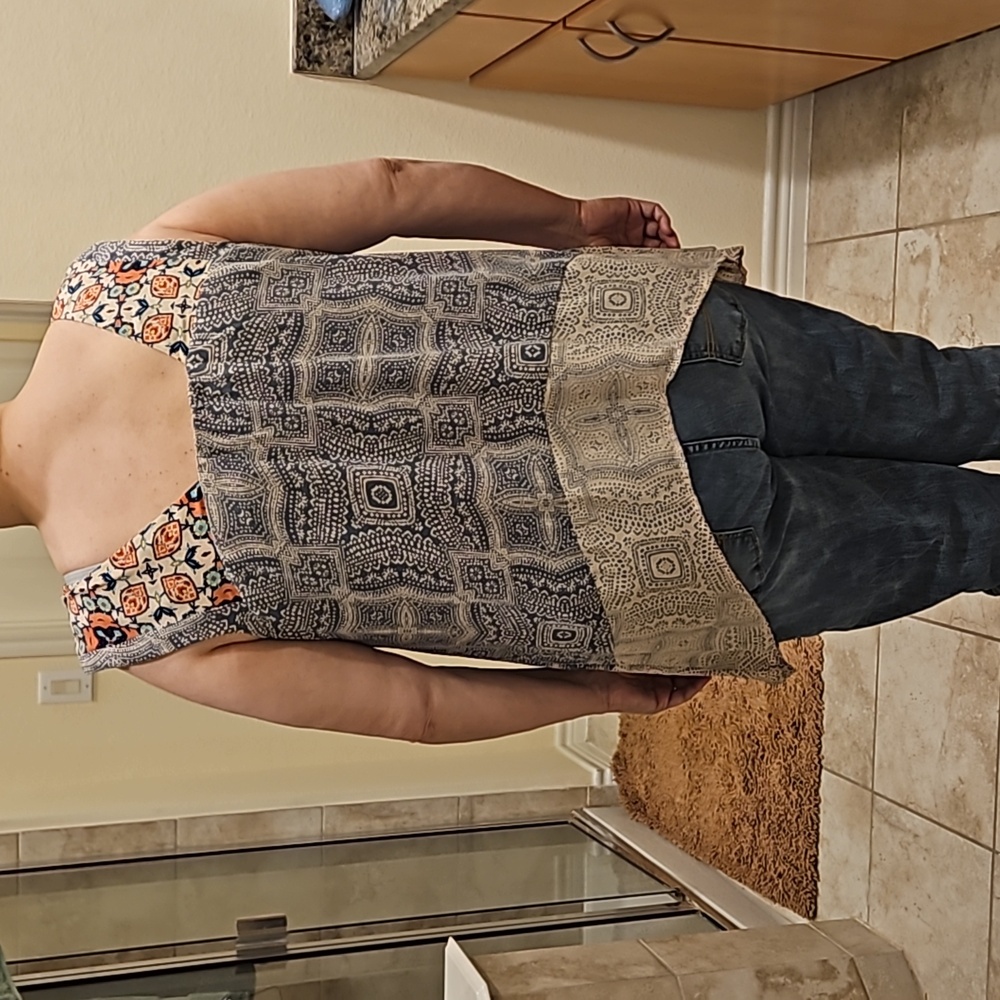 Tank top - Picture 3 of 5